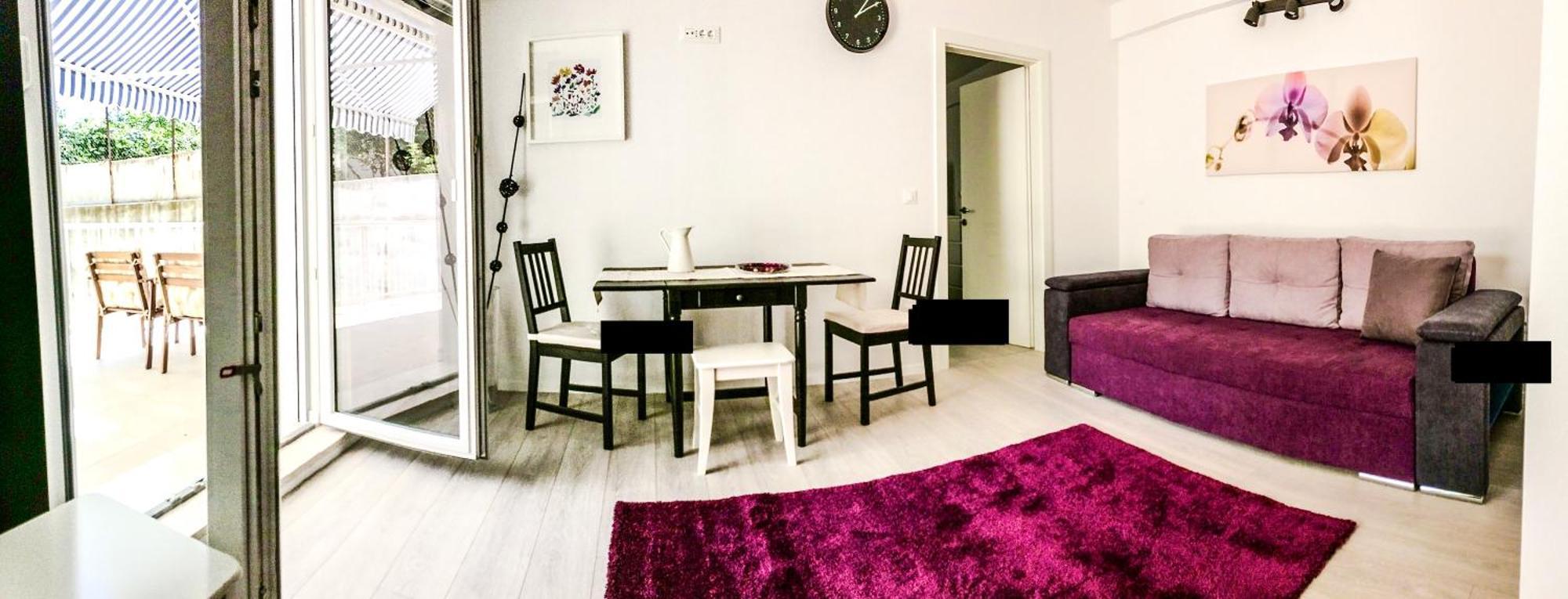 Nav Apartments Split Room photo